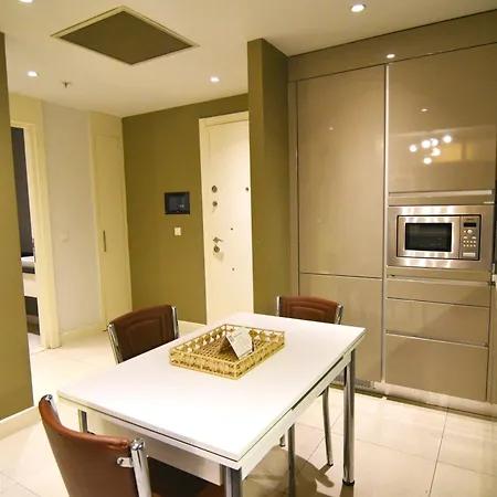 Apartment Spacious 2bdr Great Location To Taksim Poolgym Istanbul